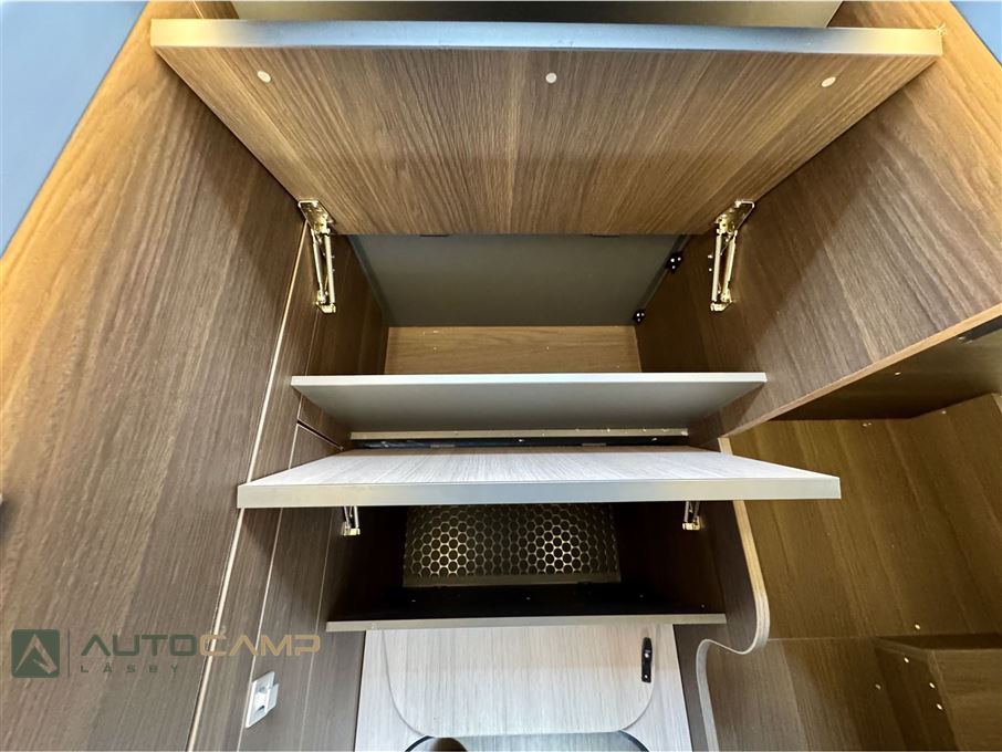 Adria Coral SUPREME S 670 SL