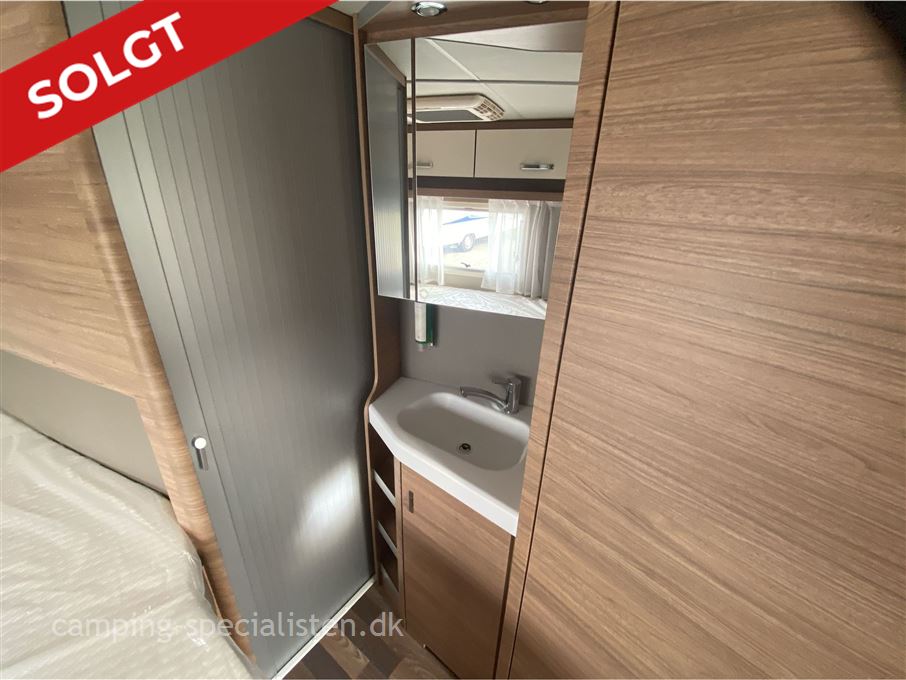 Weinsberg CaraCompact 600 MF "Pepper Edition" Dobbelt seng