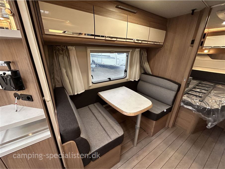 Knaus Scandinavian Selection 650 UDF
