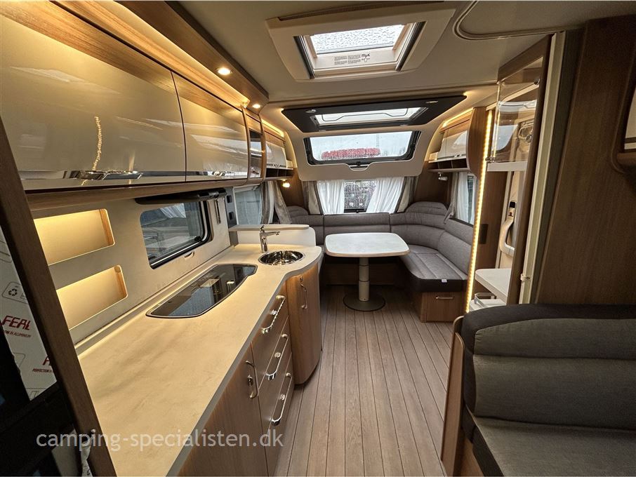 Knaus Scandinavian Selection 650 UDF