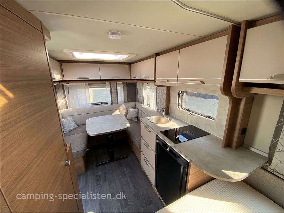 Knaus Sport 450 FU SPORT E POWER SELECTION