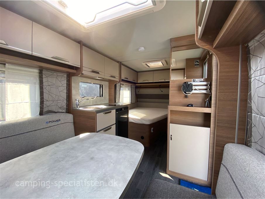Knaus Sport 450 FU SPORT E POWER SELECTION