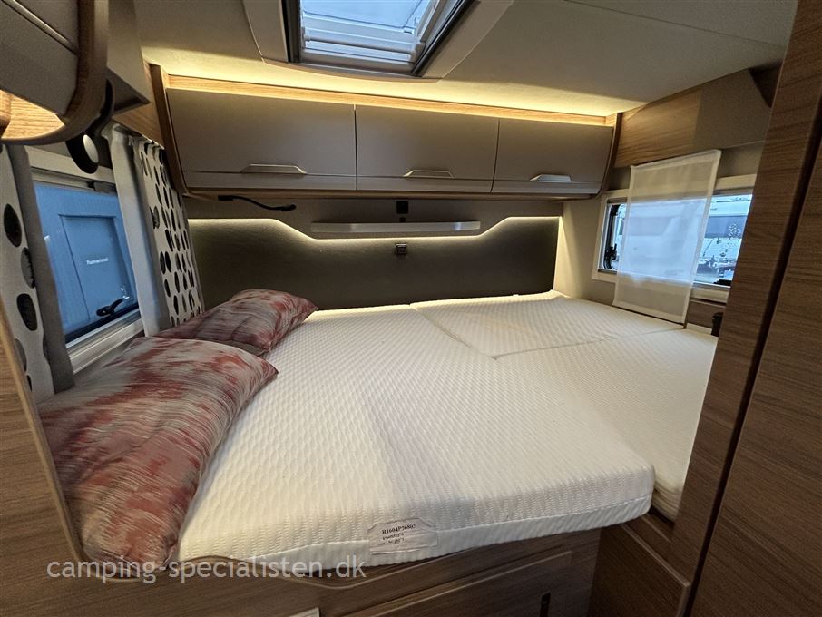 Knaus Tourer Van 500 MQ dobbelt seng