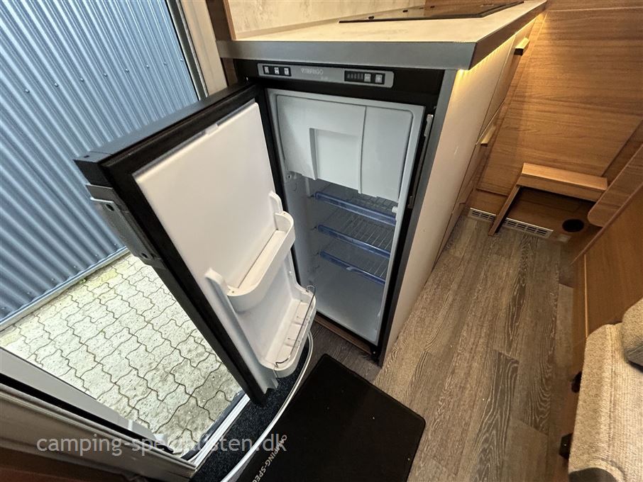 Knaus Tourer Van 500 MQ dobbelt seng