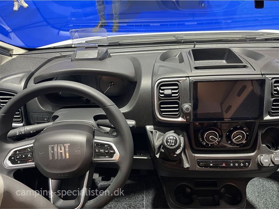 Knaus L!VE Wave 700 LX Platinum Selection