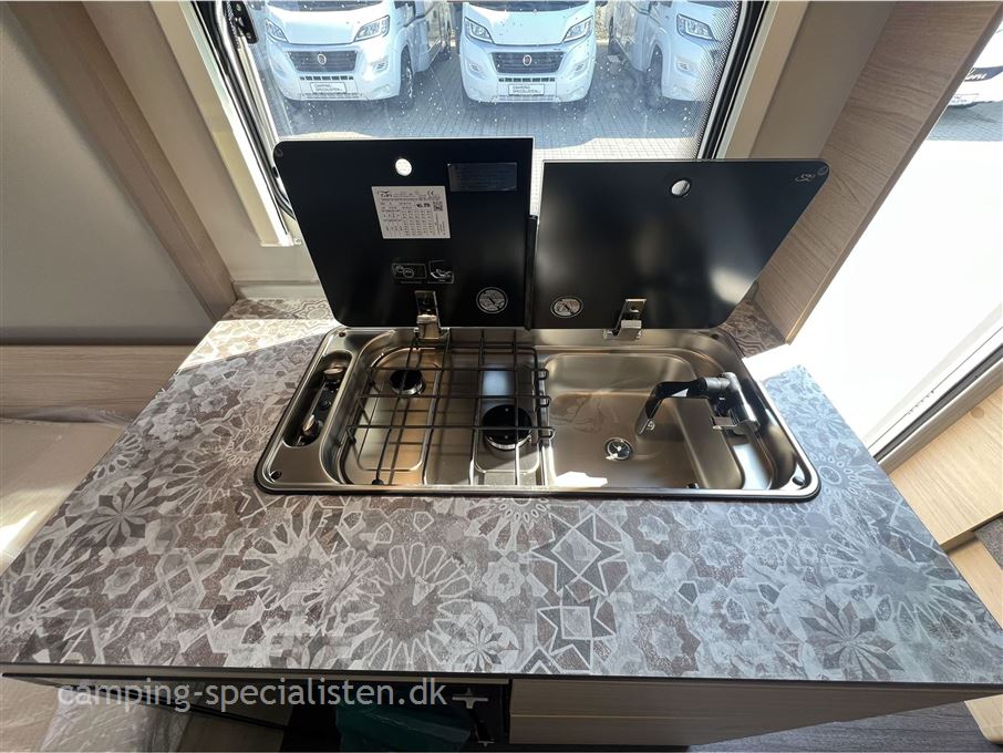Weinsberg CaraCito 470 EU