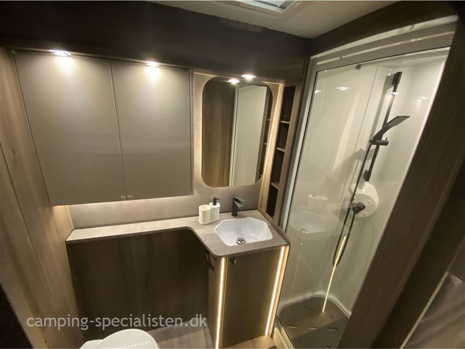 Kabe Royal 740 C TDL KS