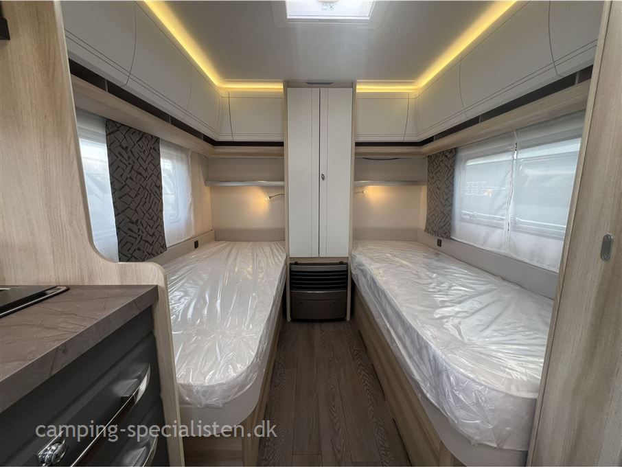 Hobby De Luxe 460 LU