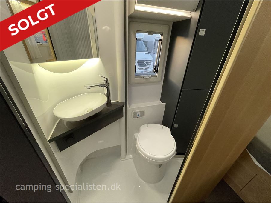 Adria Matrix Axess 650 SC