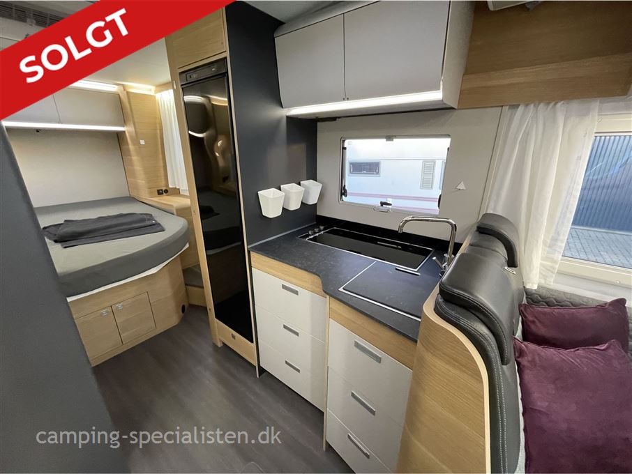Adria Matrix Axess 650 SC