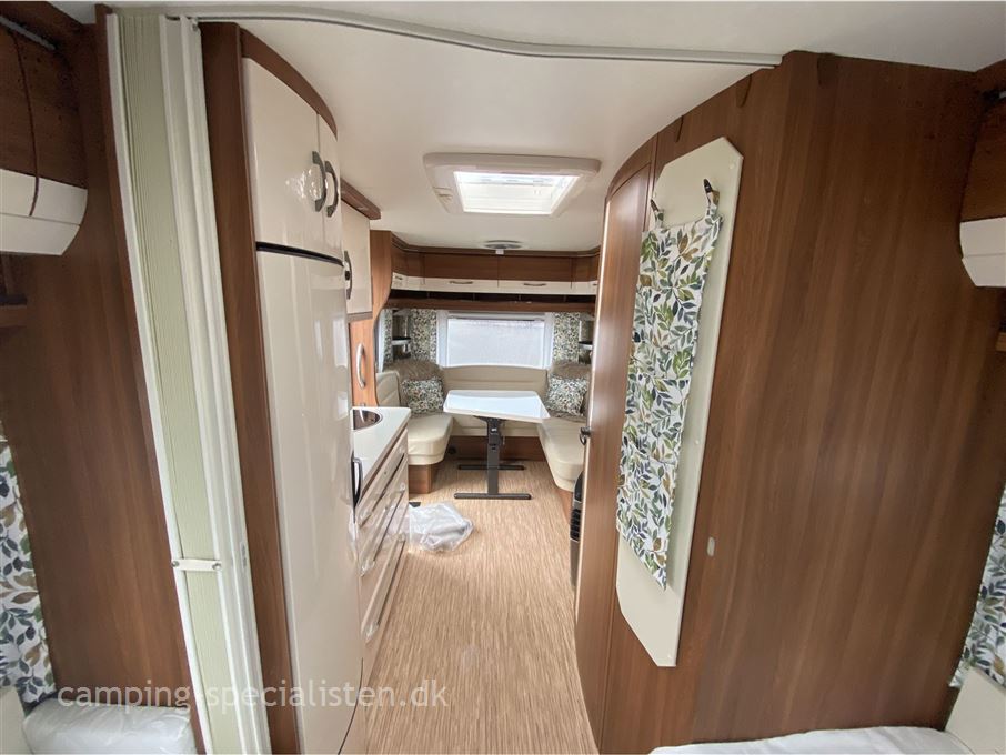 Hobby Excellent 495 UL Enkelte senge