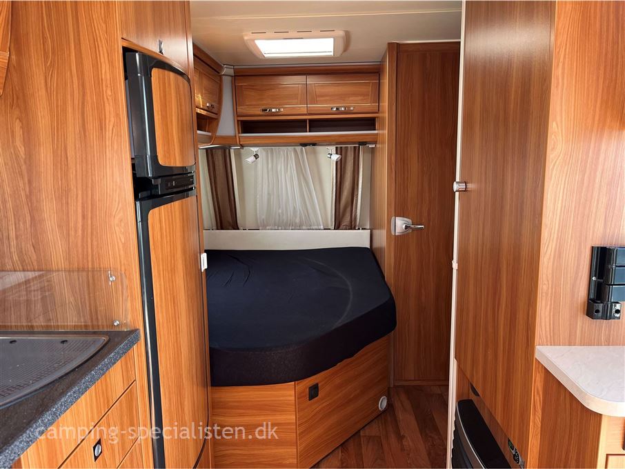 Dethleffs Nomad 470 FR Dobbeltseng