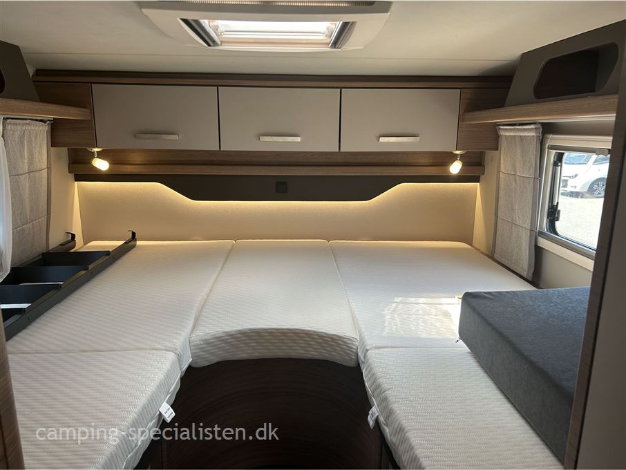 Knaus L!VE I 700 MEG