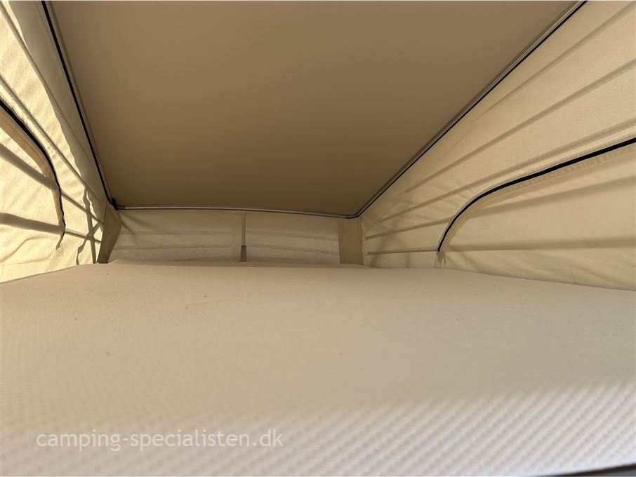 Mercedes Marcopolo / Viano V220