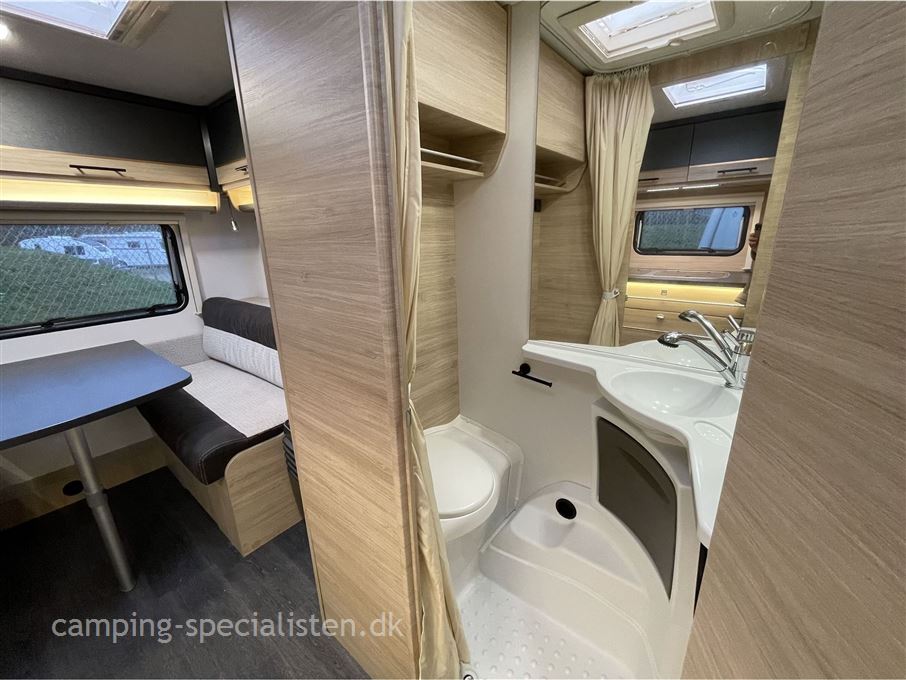 Caravelair Antares Titanium 470