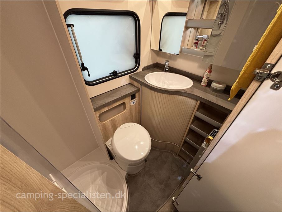 Hobby De Luxe 545 KMF