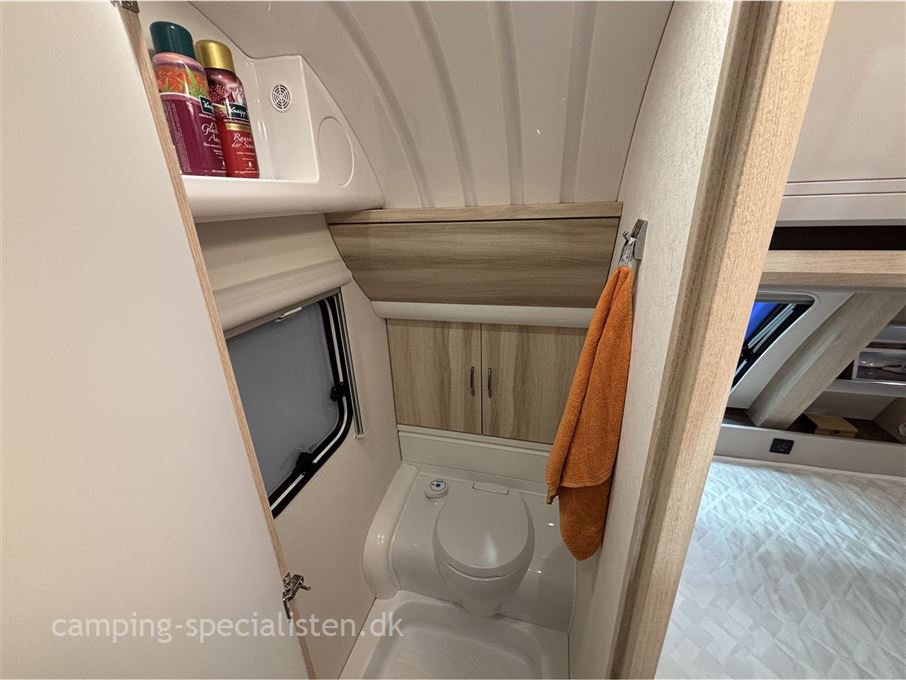 Hobby De Luxe 460 UFe