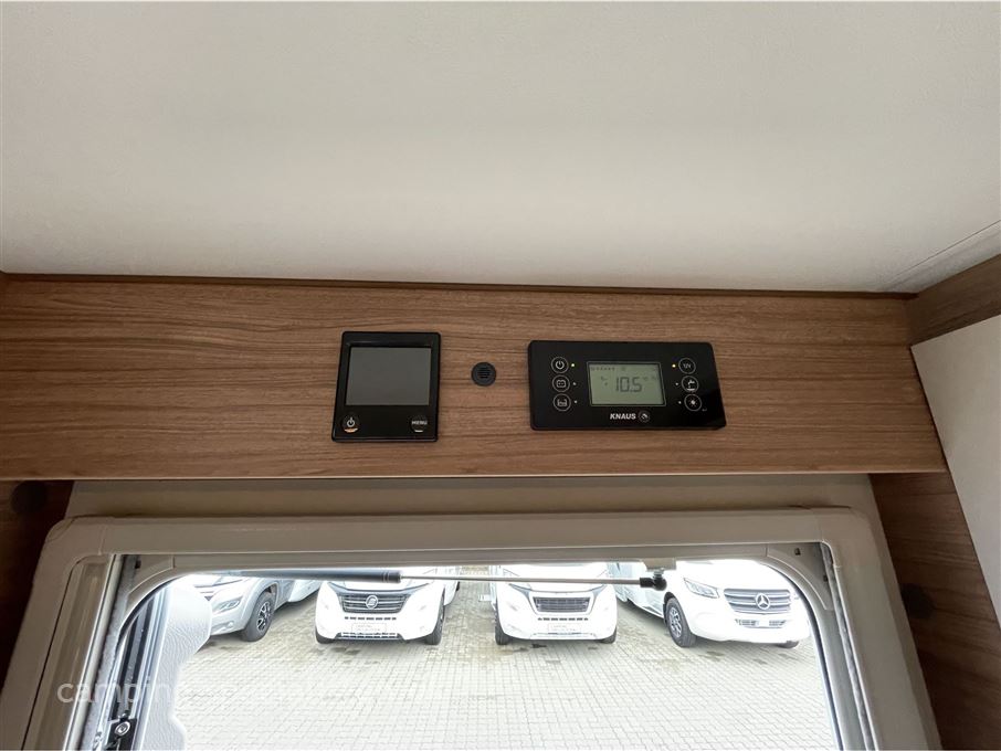 Knaus L!VE I 900 LEG