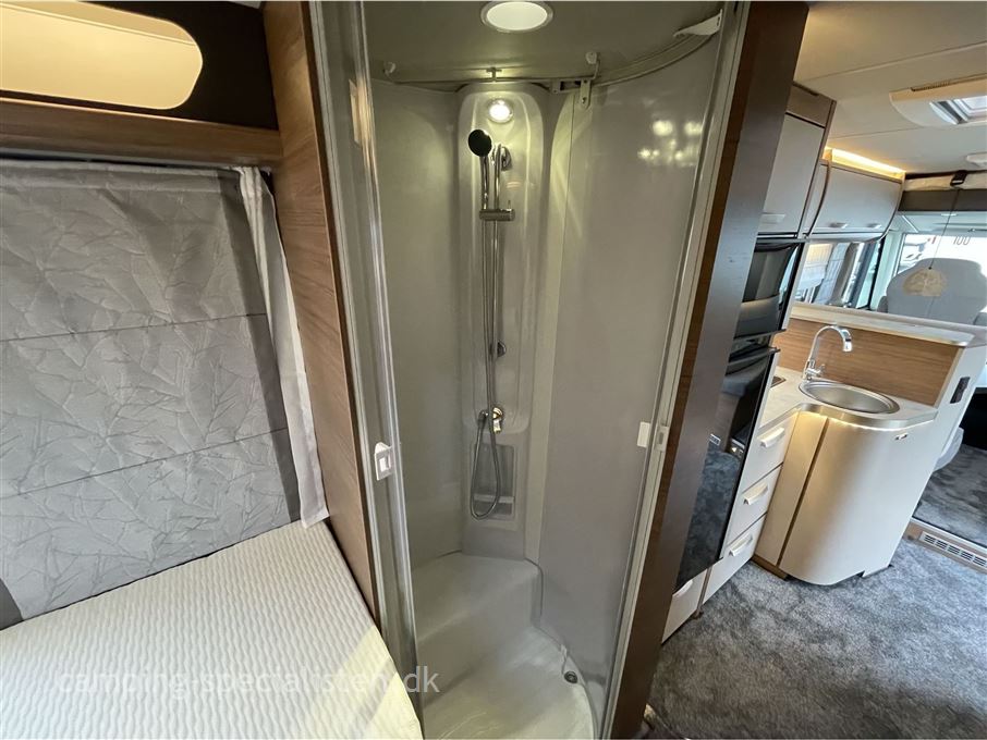 Knaus L!VE I 900 LEG