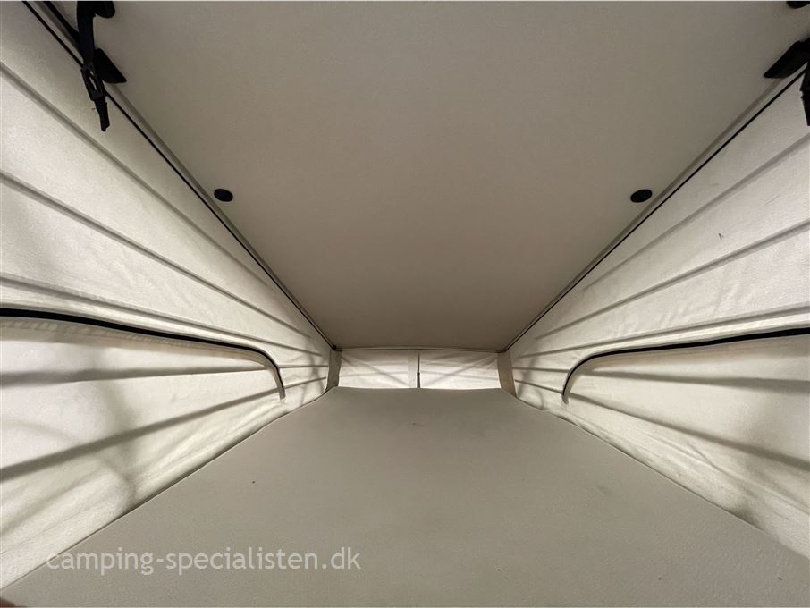 Mercedes Marcopolo / Viano V250D