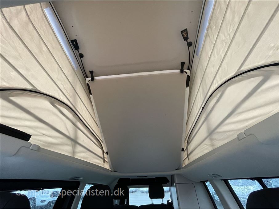 Mercedes Marcopolo / Viano V250D