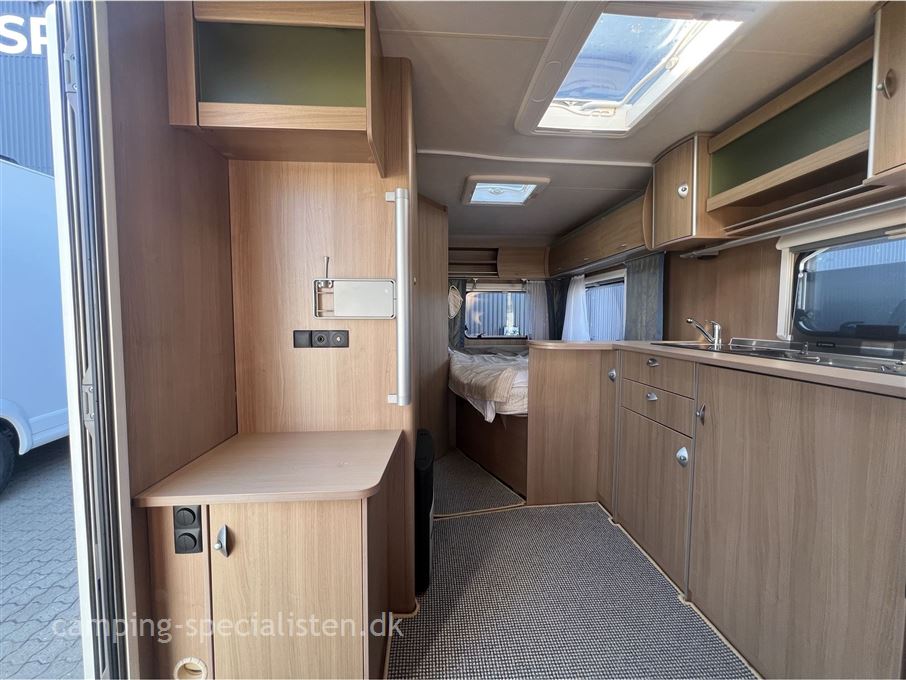Bürstner Averso Fifty 465 TS