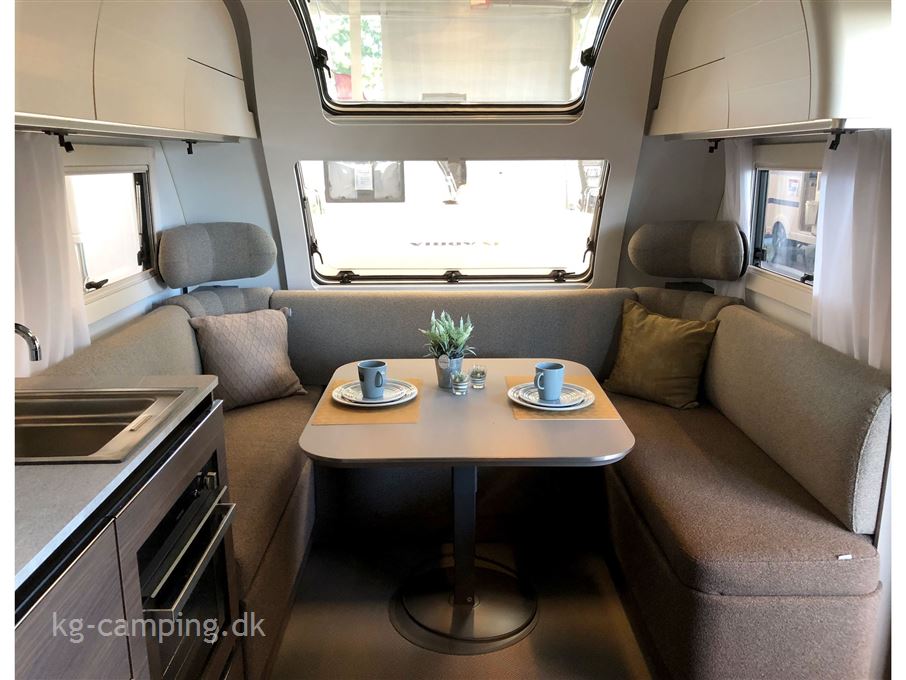 Adria Alpina 663 UK Twin