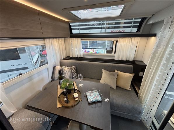 Adria Astella 644 DP