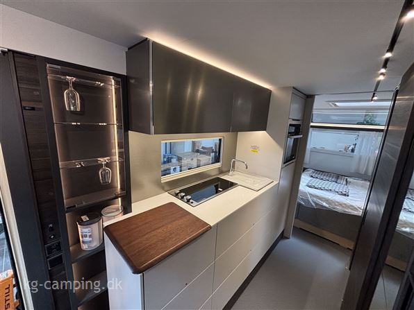 Adria Astella 644 DP