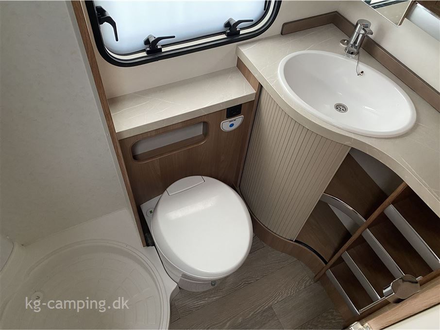 Hobby De Luxe 545 KMF