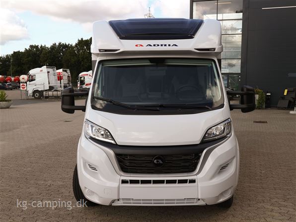Adria Matrix Axess M670 SL
