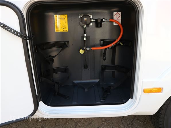 Adria Matrix Axess M670 SL