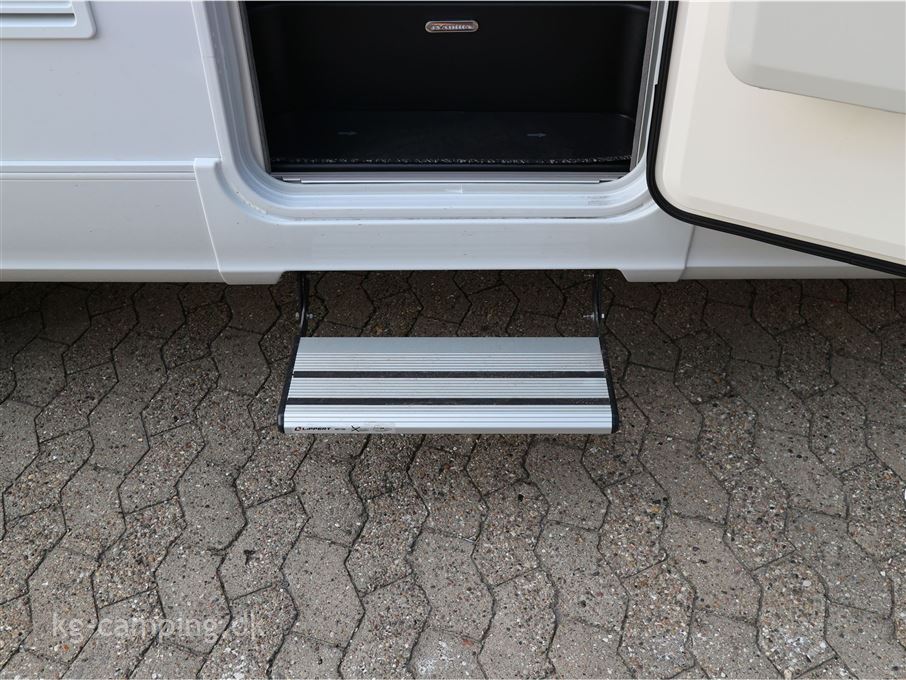 Adria Matrix Axess M670 SL