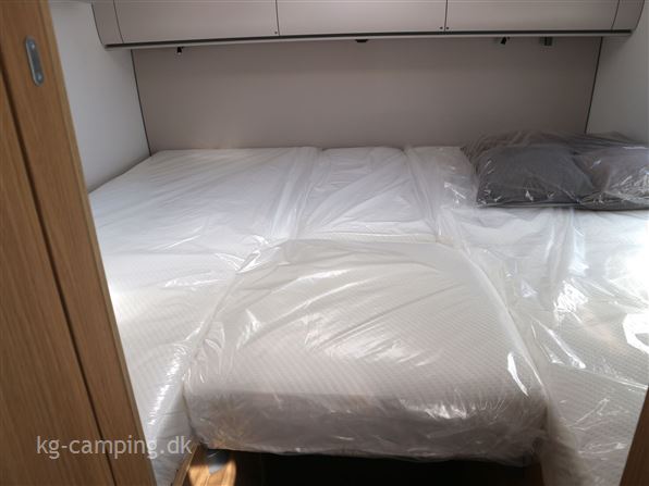 Adria Matrix Axess M670 SL