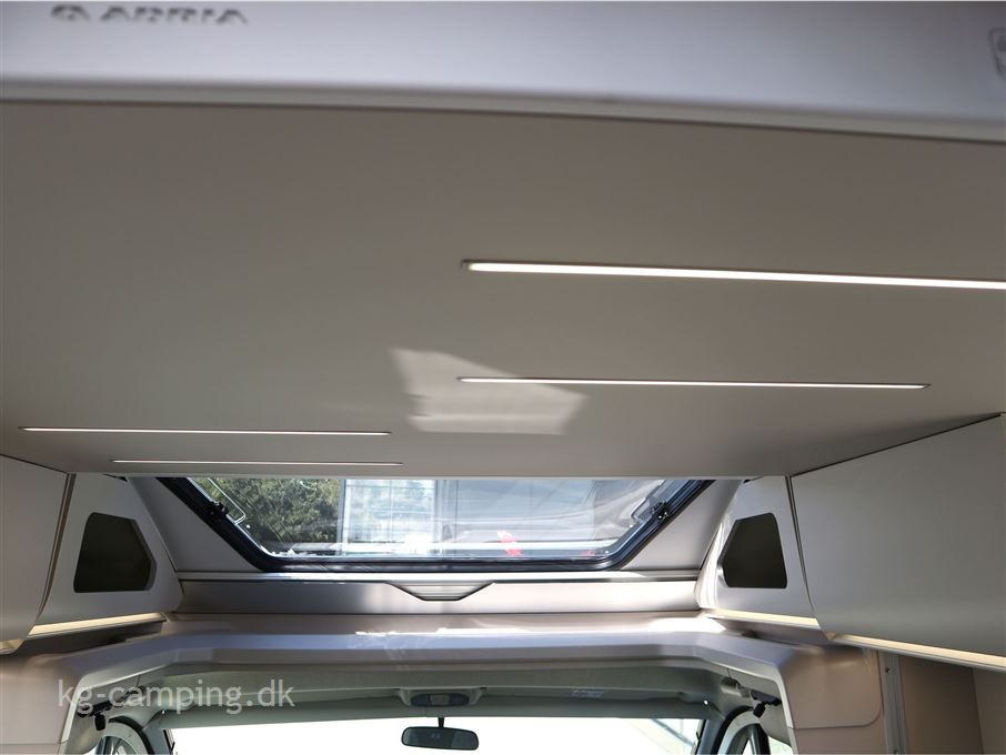 Adria Matrix Axess M670 SL