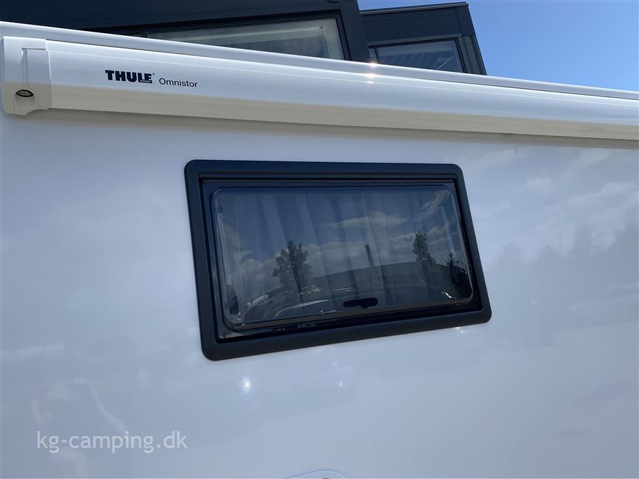Adria Matrix Axess M670 SL