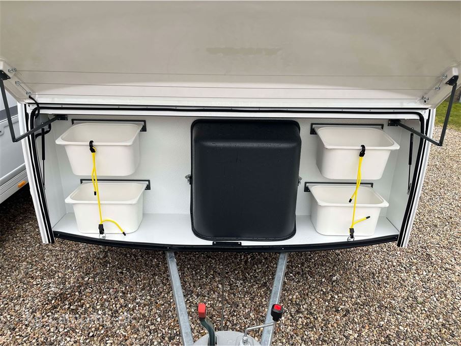 Adria Aviva 522 PT 2 køjer