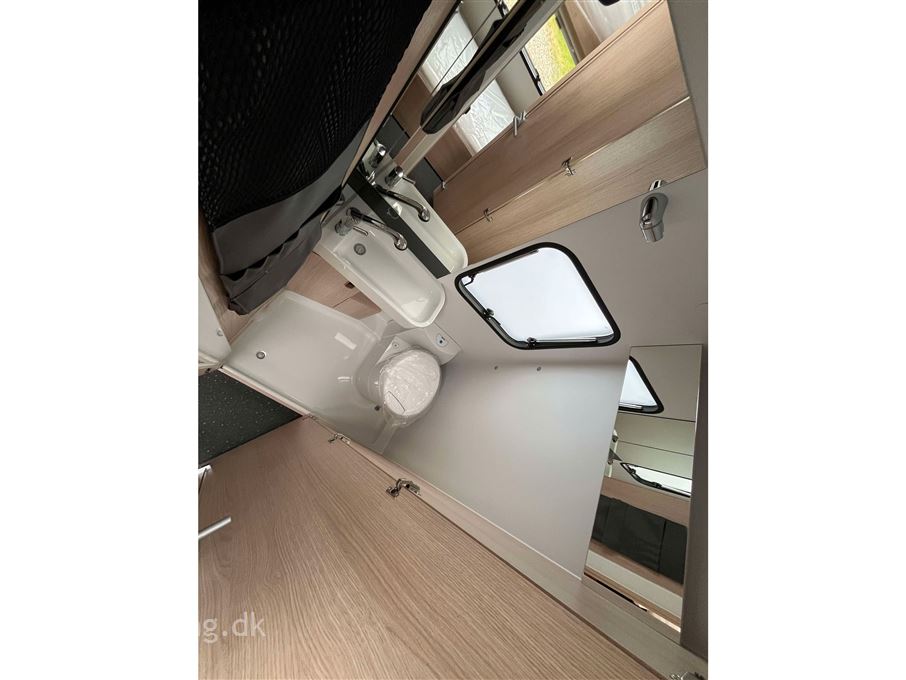 Adria Aviva 522 PT 2 køjer