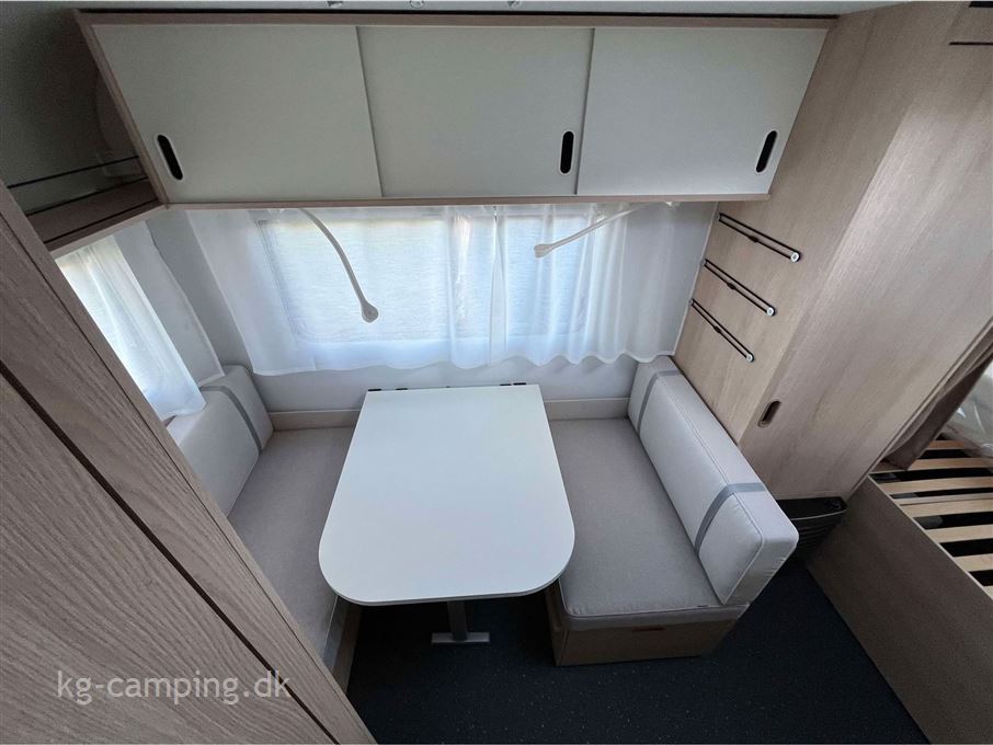 Adria Aviva 400 PS