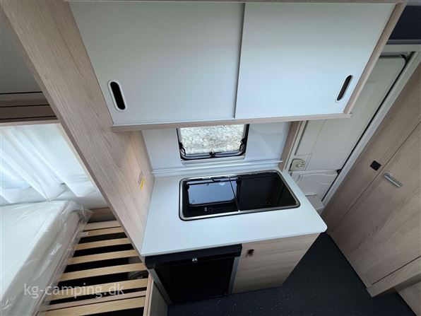 Adria Aviva 400 PS