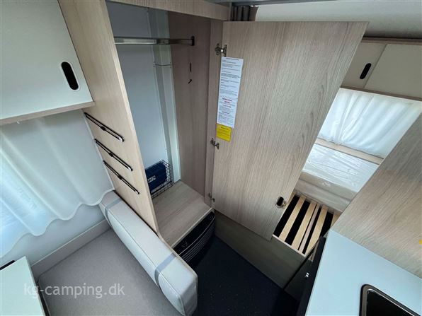 Adria Aviva 400 PS