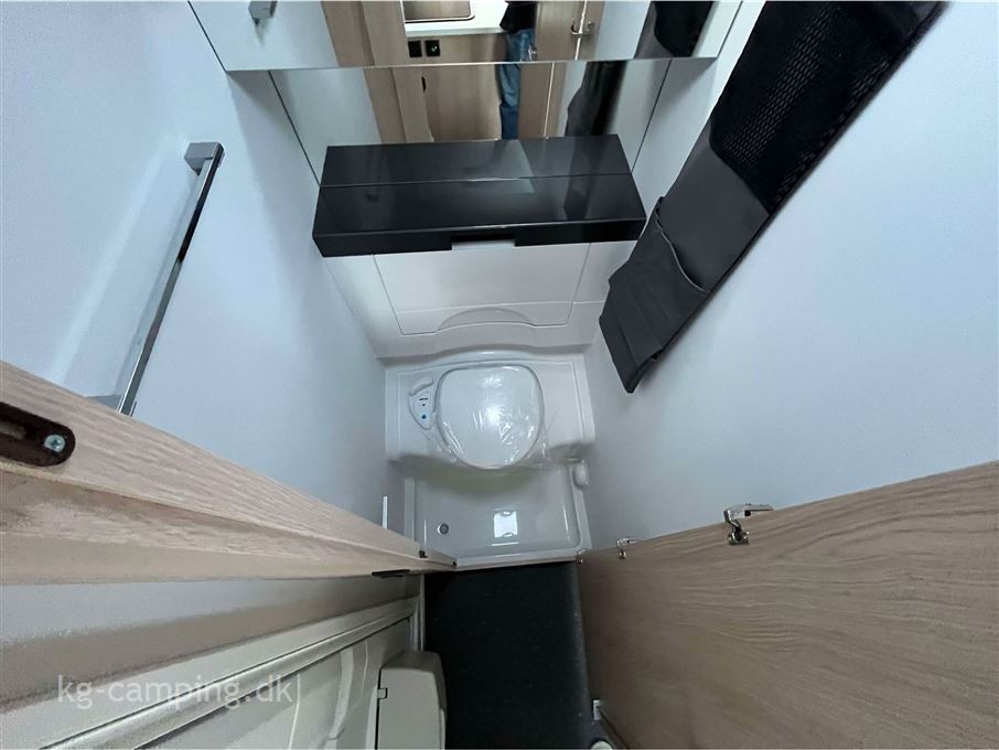 Adria Aviva 400 PS