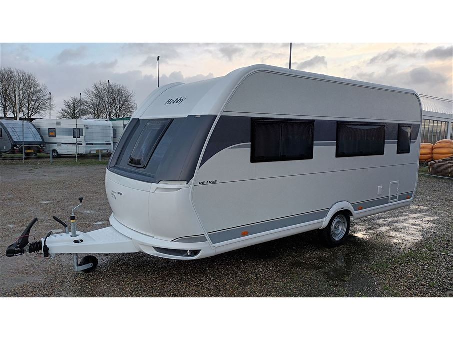 Hobby De Luxe 460 SFf