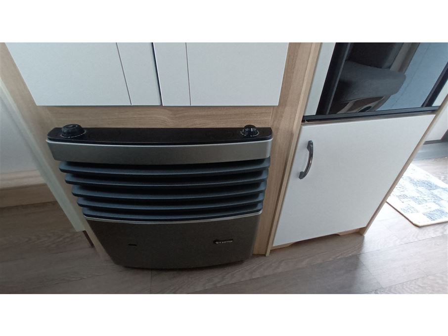 Hobby De Luxe 460 SFf