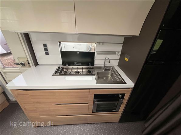 Adria Alpina 753 UP