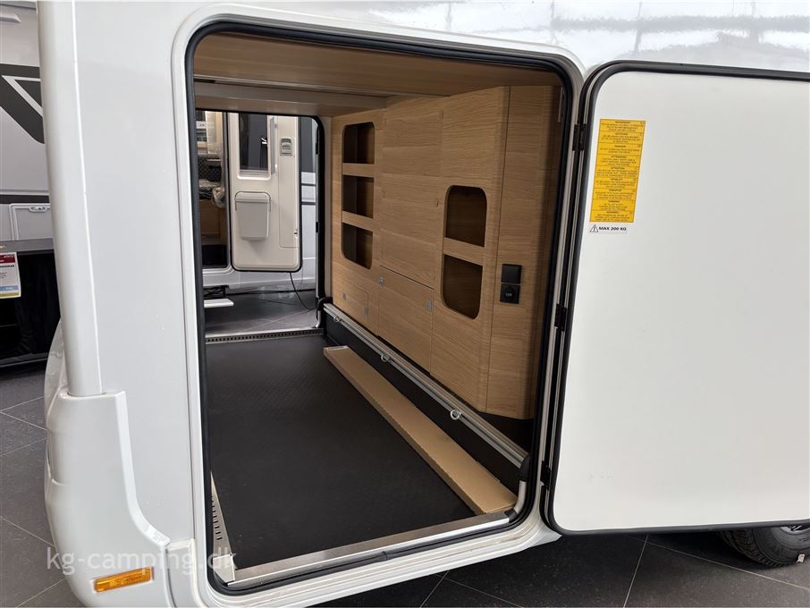 Adria Sonic Plus 700 DL 180 HK