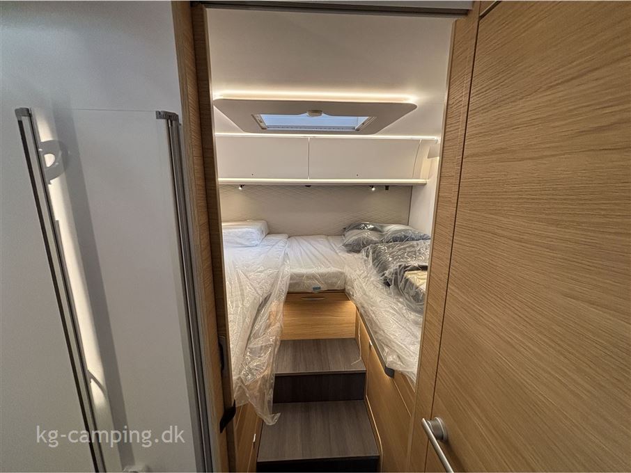 Adria Sonic Plus 700 DL 180 HK