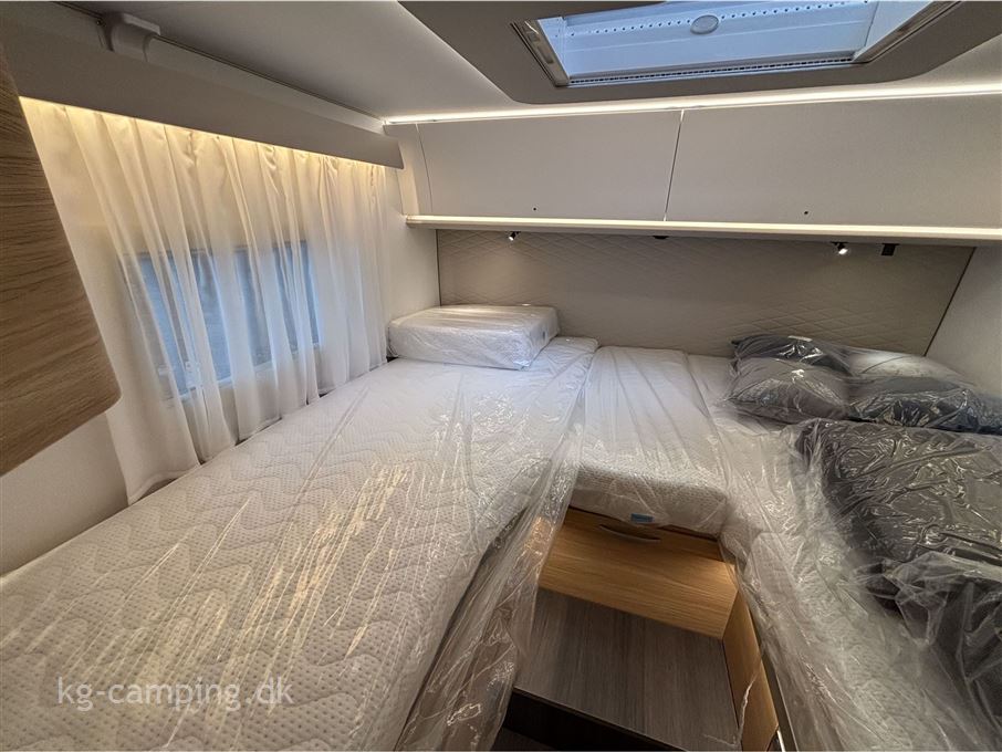 Adria Sonic Plus 700 DL 180 HK