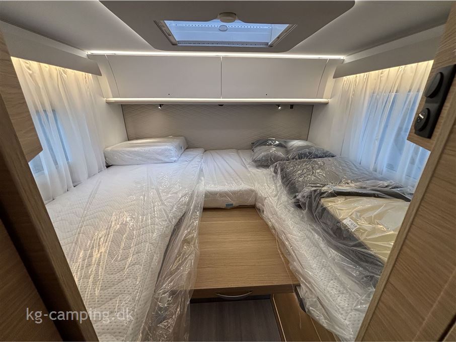 Adria Sonic Plus 700 DL 180 HK