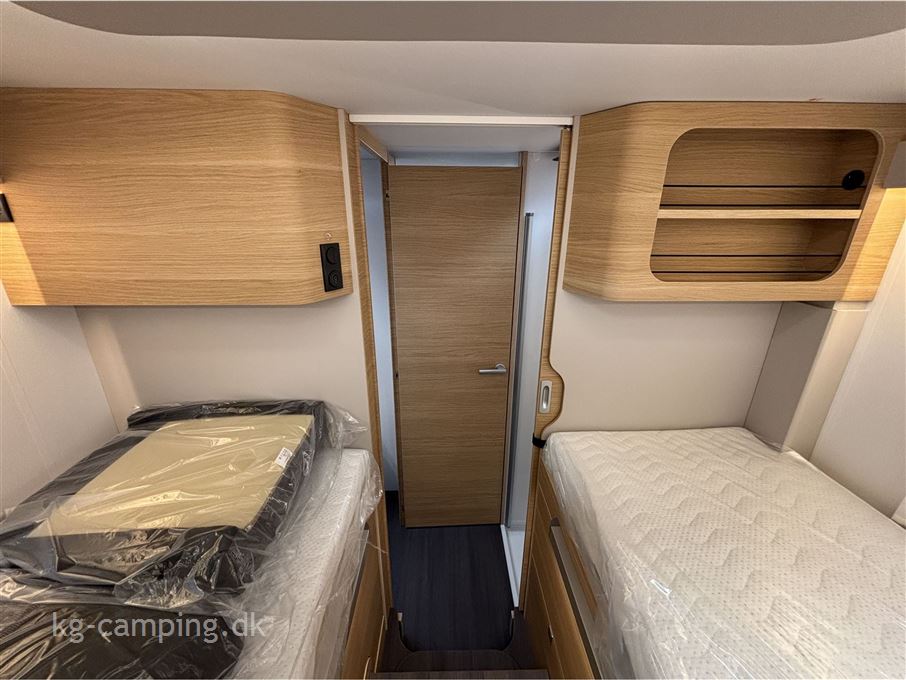 Adria Sonic Plus 700 DL 180 HK